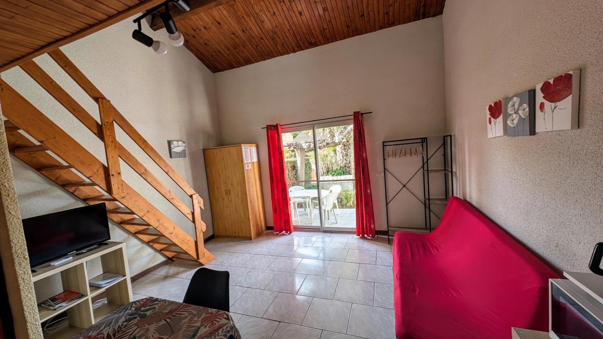 Gite La Capelle Roquefort Des Corbieres Sigean Narbonne Aude Номер фото